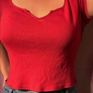 ❣️BRANDY MELVILLE/JOHN GALT RED TOP❤️